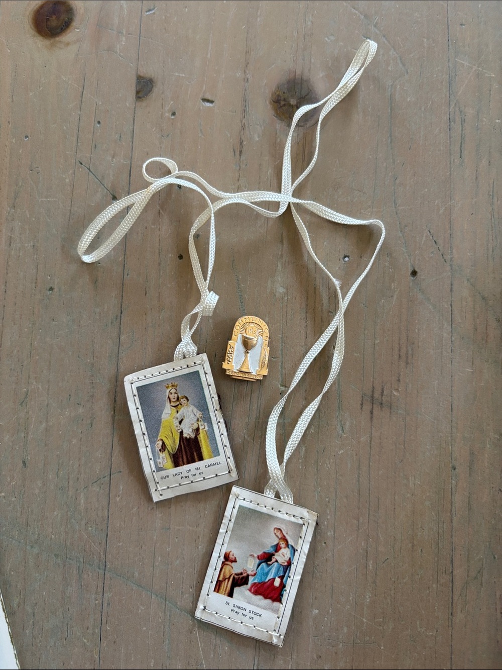 First Holy Communion Pocketbook - Picture 10 of 16